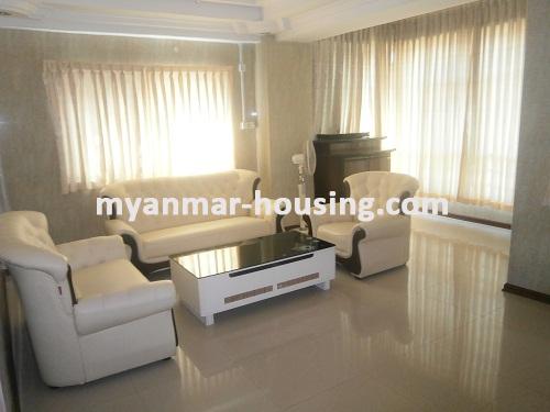 မြန်မာအိမ်ခြံမြေ - ငှားရန် property - No.2915 - Clean and Modern Room located near Kandawgyie Lake! - View of the living room