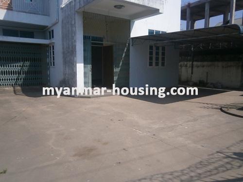 ミャンマー不動産 - 賃貸物件 - No.2916 - Landed House in Kamaryut Suitable for Office! - Car Parking Space