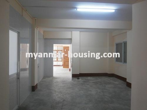 缅甸房地产 - 出租物件 - No.2917 - Spacious Room for rent Suitable for Office in Brand New Condo! - Inside View