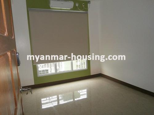 မြန်မာအိမ်ခြံမြေ - ငှားရန် property - No.2928 - မြို့ထဲတွင်ပရိဘောဂအပြည့်အစုံပါသည့်ရုံးခန်းများငှားရန်ရှိသည်Office Space