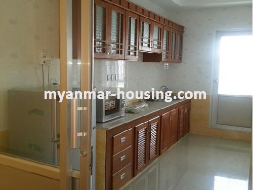 缅甸房地产 - 出租物件 - No.2950 - One of the Best Room located in the center of Yangon! - View of the kitchen room.