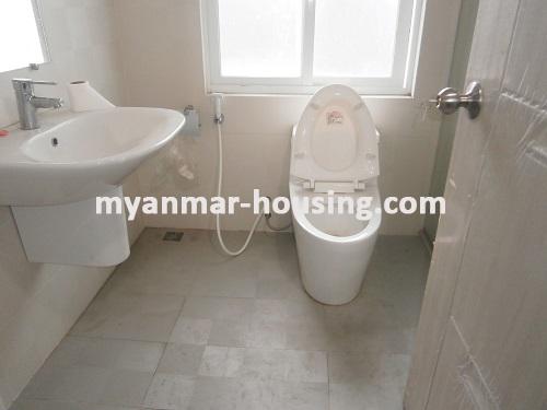 缅甸房地产 - 出租物件 - No.2952 - One of the beautiful rooms located in Colonial Building! - View of the wash room.