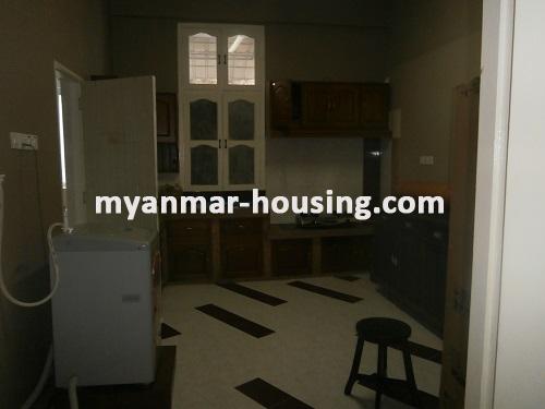 缅甸房地产 - 出租物件 - No.2952 - One of the beautiful rooms located in Colonial Building! - View of the kitchen room.
