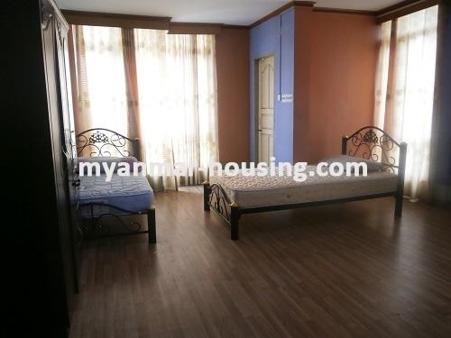 မြန်မာအိမ်ခြံမြေ - ငှားရန် property - No.2959 - N/AView of the bed room.