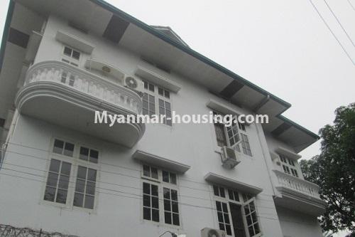 မြန်မာအိမ်ခြံမြေ - ငှားရန် property - No.2965 - အိမ်ကြီးအိမ်ကောင်းတစ်လုံး ငှါးရန်ရှိသည်။ - house view