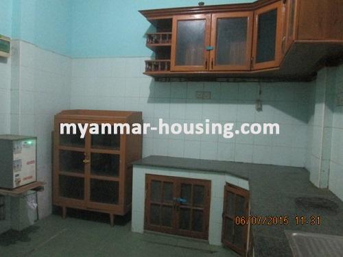 မြန်မာအိမ်ခြံမြေ - ငှားရန် property - No.2973 - မရမ်းကုန်းတွင်ဈေးနှုန်းသင့်တင့်သော အိမ်ငှားရန်ရှိသည်။View of the kitchen room.