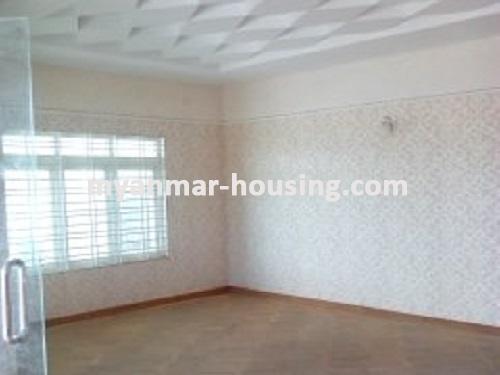 မြန်မာအိမ်ခြံမြေ - ငှားရန် property - No.3035 - သန်လျင်နေရာကောင်းတွင် လှပသောလုံးချင်း ငှားရန်ရှိသည်။View of the living room.