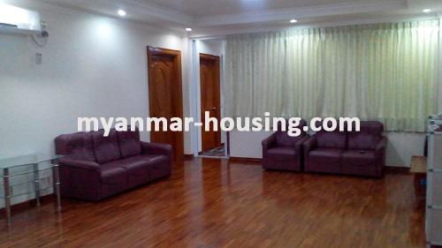 缅甸房地产 - 出租物件 - No.3036 - A good room for rent is available in the Golden Oak Condo, Hlaing Township. - 