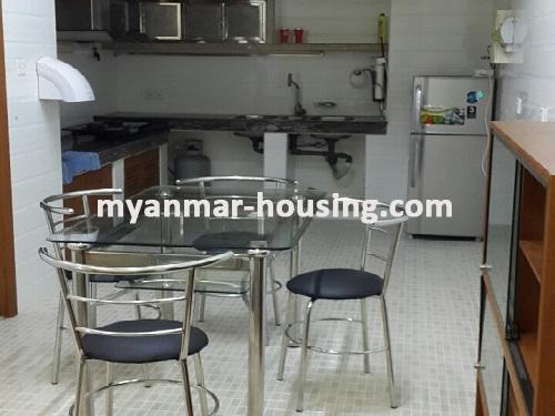 မြန်မာအိမ်ခြံမြေ - ငှားရန် property - No.3046 - Junction မော်တင်အပေါ်ထပ်တွင်အခန်းကောင်းတစ်ခန်းငှားရန်ရှိသည်။view of the kitchen