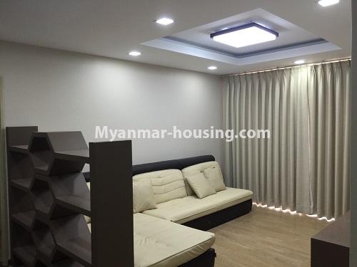 မြန်မာအိမ်ခြံမြေ - ငှားရန် property - No.3067 - View ကောင်းသည့်အခန်းတစ်ခန်းStar City တွင်ငှားရန်ရှိသည်။ - view of the Living room