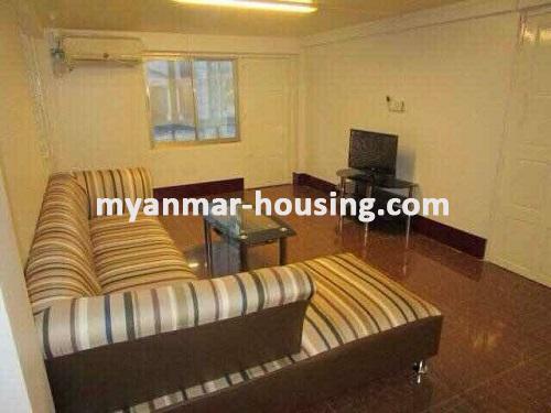 မြန်မာအိမ်ခြံမြေ - ငှားရန် property - No.3078 - မာလာမြိုင်အိမ်ရာတွင် ကွန်ဒိုခန်းတစ်ခန်းဌားရန် ရှိသည်။View of living room