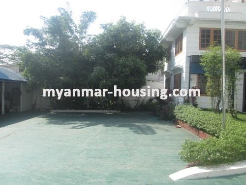 မြန်မာအိမ်ခြံမြေ - ငှားရန် property - No.3085 - လုံးချင်းအိမ်ကောင်းကောင်းရွေှတောင်ကြားထဲတွင်ငှားရန်ရှိသည်။ - 