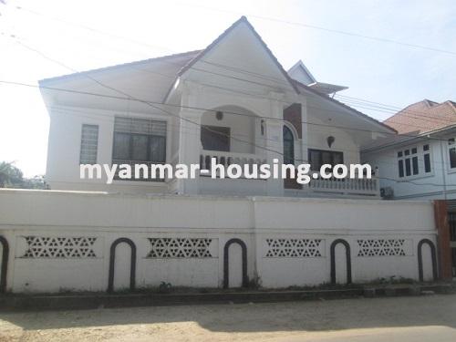 မြန်မာအိမ်ခြံမြေ - ငှားရန် property - No.3086 - ပုလဲကွန်ဒိုအနီးတွင်စီးပွားရေးလုပ်ကိုင်ရန်ကောင်းမွန်သောလုံးချင်းတစ်လုံးငှားရန်ရှိသည်။