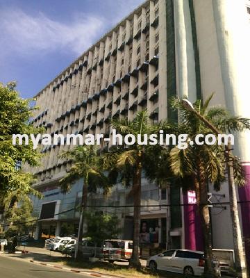 Myanmar real estate - for rent property - No.3100 - High floor level condominium for rent in Kamaryut township. - 