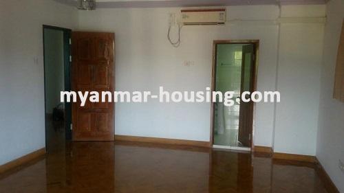 Myanmar real estate - for rent property - No.3173 - Office room for rent at the crowded place! - 
