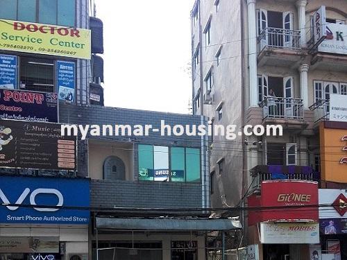 မြန်မာအိမ်ခြံမြေ - ငှားရန် property - No.3194 - ရန်ကုန်-အင်းစိန်လမ်းမပေါ်တွင် ဆိုင်ခန်းဖွင့်ရန်ကောင်းမွန်သည့်အခန်းတစ်ခန်းငှားရန်ရှိသည်။