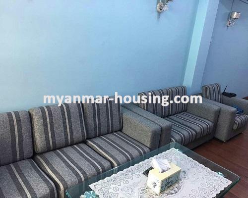ミャンマー不動産 - 賃貸物件 - No.3226 - Well-furnished condominium for rent in Latha Township. - View of the living room