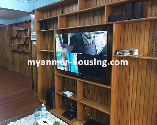 缅甸房地产 - 出租物件 - No.3226 - Well-furnished condominium for rent in Latha Township. - view of the  living room