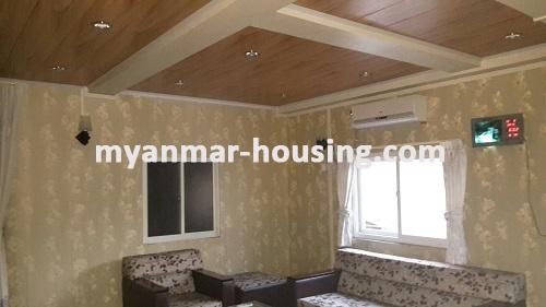 မြန်မာအိမ်ခြံမြေ - ငှားရန် property - No.3231 - စမ်းချောင်းမြို့နယ်တွင်တိုက်ခန်းကောင်းတစ်ခန်း ဌားရန် ရှိသည်။  - View of the living room