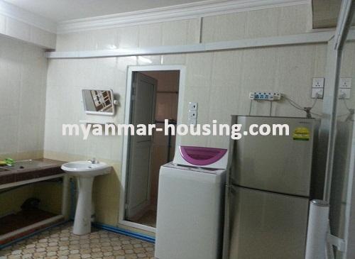 မြန်မာအိမ်ခြံမြေ - ငှားရန် property - No.3235 - ဒဂုံမြို့နယ်တွင် တိုက်ခန်းကောင်းတစ်ခန်း ဌားရန် ရှိသည်။View of Kitchen room