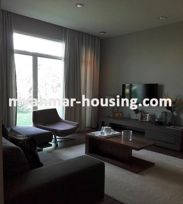 မြန်မာအိမ်ခြံမြေ - ငှားရန် property - No.3267 - G. E.M.S ဥယျာဉ် ကွန်ဒိုတွင် ခေတ်မီပြင်ဆင်ထားသော အခန်းကောင်း ဌားရန်ရှိသည်။View of the Living room