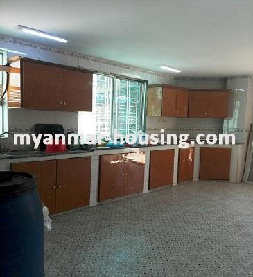 မြန်မာအိမ်ခြံမြေ - ငှားရန် property - No.3295 - ဒဂုံမြို့နယ်တွင် ကွန်ဒိုအခန်းကောင်းတစ်ခန်း ဌားရန်ရှိသည်။View of the Kitchen room