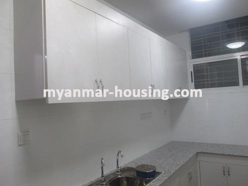 မြန်မာအိမ်ခြံမြေ - ငှားရန် property - No.3314 - Royal River View Condo တွင် အထူးပြင်ဆင်ပြီးသော အခန်းဌားရန်ရှိပါသည်။View of the Kitchen room