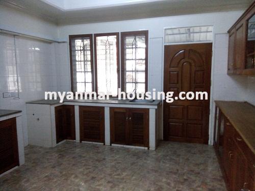 မြန်မာအိမ်ခြံမြေ - ငှားရန် property - No.3315 -  ဗဟန်းမြို့နယ်တွင် နှစ်ထပ်တိုက်လုံးချင်းအိမ်တစ်လုံးဌားရန် ရှိပါသည်။View of the Kitchen room