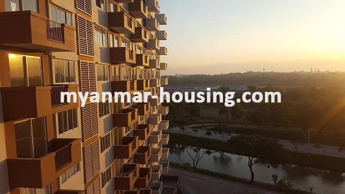 缅甸房地产 - 出租物件 - No.3355 -  Excellent condo room for rent in Star City.  - View of the building