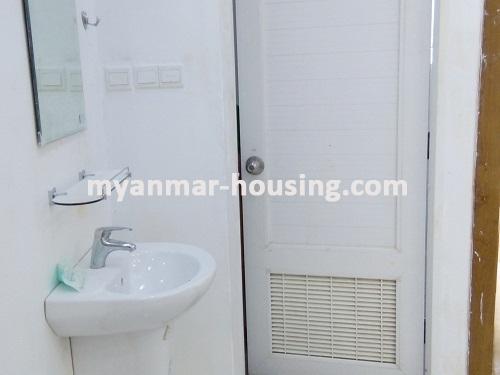 缅甸房地产 - 出租物件 - No.3365 - A Condo room for rent in Ahlone Township. - View of the Living room