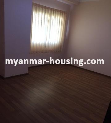 မြန်မာအိမ်ခြံမြေ - ငှားရန် property - No.3376 - ဂမုန်းပွင့်ကွန်ဒိုတွင် အခန်းကောင်းတစ်ခန်း ဌားရန် ရှိပါသည်။ - View of the dinning room