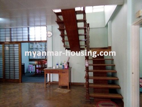 မြန်မာအိမ်ခြံမြေ - ငှားရန် property - No.3380 - ဗဟန်းမြို့နယ်တွင် နှစ်ထပ်တိုက်လုံးချင်းတစ်လုံး ဌားရန် ရှိပါသည်။View of the stair
