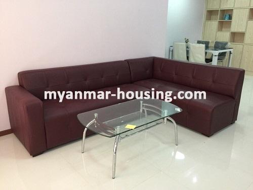 မြန်မာအိမ်ခြံမြေ - ငှားရန် property - No.3388 - Star City တွင် ကွန်ဒိုအခန်းကောင်း ဌားရန် ရှိပါသည်။View of the living room