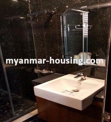 缅甸房地产 - 出租物件 - No.3404 - Luxurus Condo room for rent in Star City Condo. - View of the Toilet and Bathroom