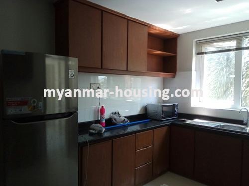 မြန်မာအိမ်ခြံမြေ - ငှားရန် property - No.3410 - ရွေှဟင်္သာကွန်ဒိုတွင် အခန်းကောင်း တစ်ခန်းဌားရန် ရှိသည်။View of the Kitchen room