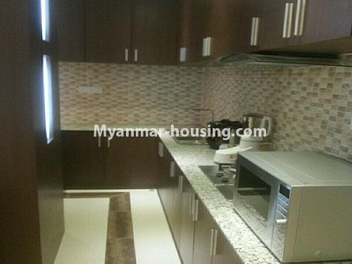 ミャンマー不動産 - 賃貸物件 - No.3426 - New condo room in Golden Parami Condo in Hlaing! - View of the kitchen.