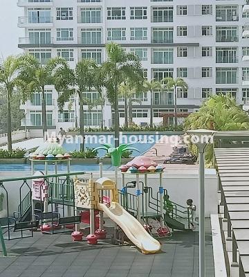 မြန်မာအိမ်ခြံမြေ - ငှားရန် property - No.3427 - လှိုင် G.E.M.S ကွန်ဒိုတွင် အိပ်ခန်းနှစ်ခန်းပါသောအခန်း ငှားရန်ရှိသည်။ - swimming pool, playground, building view