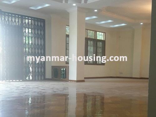 缅甸房地产 - 出租物件 - No.3453 - One Storey landed House for rent in Tin Gann Gyun Township. - View of the living room