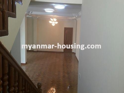 မြန်မာအိမ်ခြံမြေ - ငှားရန် property - No.3453 - သင်္ကန်းကျွန်းမြို့နယ်တွင်် လုံးချင်းတစ်လုံးငှားရန်ရှိသည်။  - View of the living room