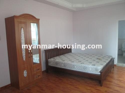 မြန်မာအိမ်ခြံမြေ - ငှားရန် property - No.3459 - အထပ်နိမ့် ကွန်ဒိုခန်းငှါးရန် ကမာရွတ်တွင်ရှိသည်။master bedroom 
