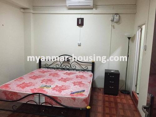 ミャンマー不動産 - 賃貸物件 - No.3461 - Good room for rent in Nawarat Condominium. - View of the Bed room