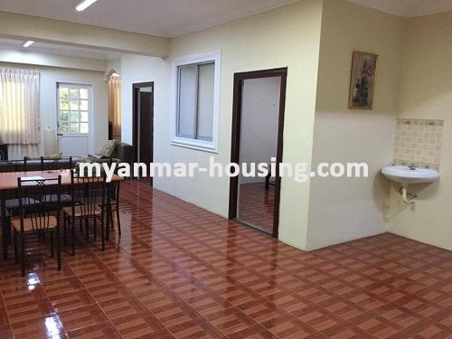 မြန်မာအိမ်ခြံမြေ - ငှားရန် property - No.3461 - န၀ရက်ကွန်ဒိုတွင် အခန်းကောင်းငှားရန်ရှိသည်။ View of Dinning room