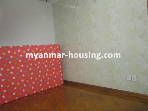 ミャンマー不動産 - 賃貸物件 - No.3464 - Good apartment for rent in Sanchaung Township. - View of the Bed room