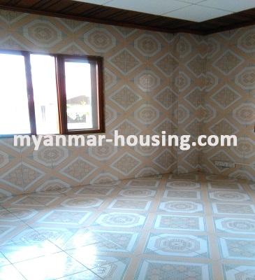 မြန်မာအိမ်ခြံမြေ - ငှားရန် property - No.3466 - ဗဟန်းမြို့နယ်တွင် နှစ်ထပ်တိုက် လုံးချင်းနှစ်လုံးငှားရန်ရှိသည်။  - View of the living room