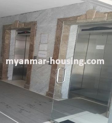 缅甸房地产 - 出租物件 - No.3487 - A Good Condo room for rent in GGV Condo. - View of the elevators