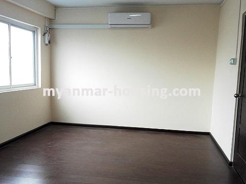 ミャンマー不動産 - 賃貸物件 - No.3514 - A Condo apartment for rent in Sanchaung Township. - View of the bed room