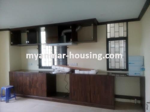 မြန်မာအိမ်ခြံမြေ - ငှားရန် property - No.3520 - ရန်ကင်း Grand Sayarsan Condo တွင် ကွန်ဒိုတိုက်ခန်းငှါးရန်ရှိသည်။kitchen view