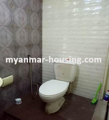 မြန်မာအိမ်ခြံမြေ - ငှားရန် property - No.3537 - . ဗိုလ်တစ်ထောင်မြို့နယ်တွင် မြေညီတိုက်ခန်းဌားရန်ရှိပါသည်။View of Toilet and Bathroom