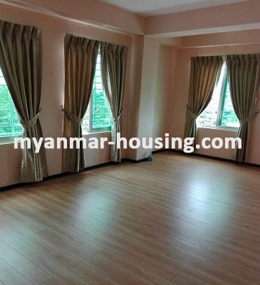 缅甸房地产 - 出租物件 - No.3548 - Good room for rent in Kyauk Kone Condo Yankin Township. - View of the Living room
