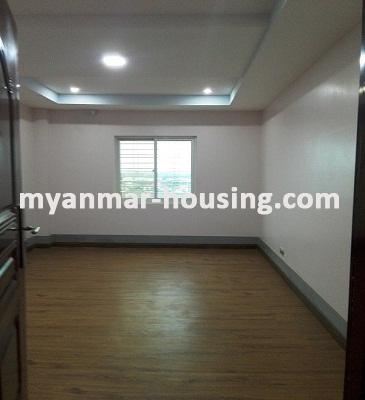ミャンマー不動産 - 賃貸物件 - No.3554 -    Pent House for rent in Kan Myint Moe Condo. - View of the Bed room